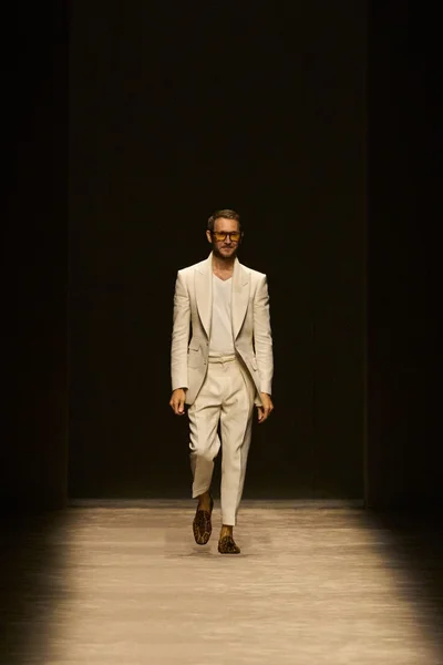 Look 58